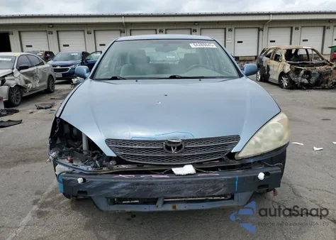 2002 Toyota Camry Le from USA, damaged, VIN 4T1BE32K32U635151